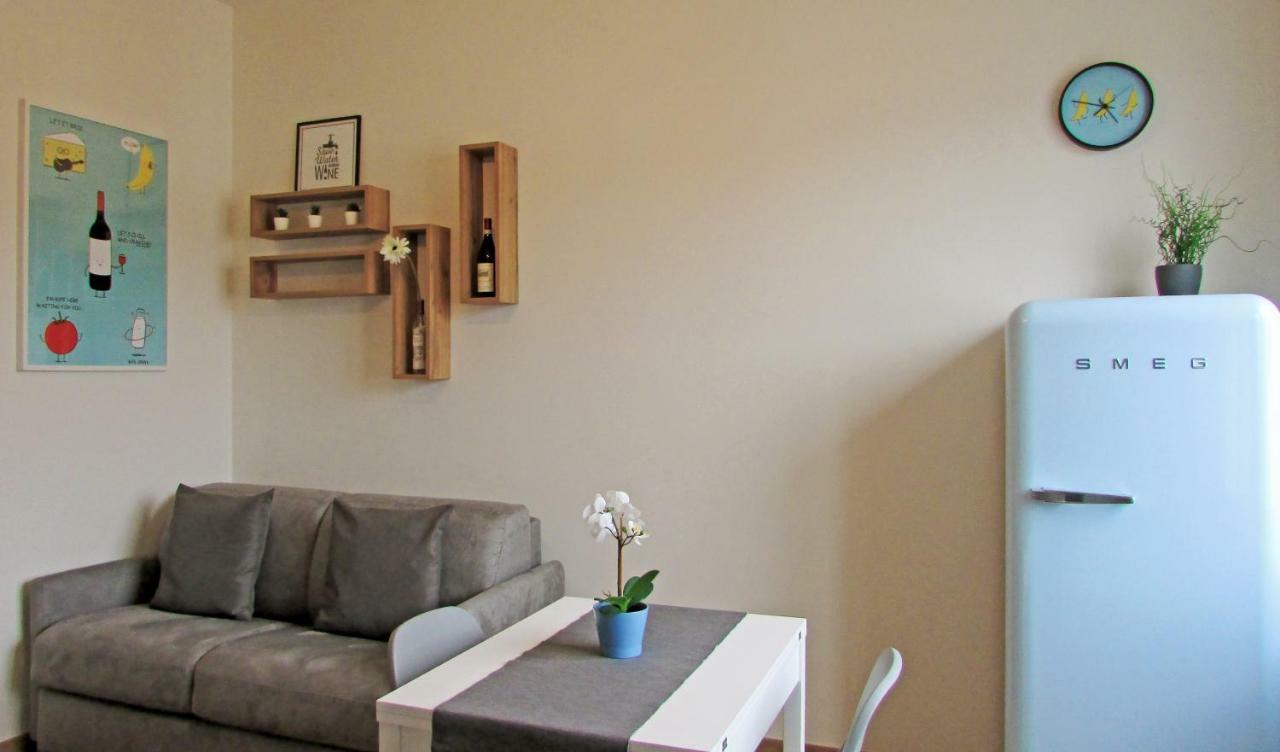 Vinhome Bilocale Con Garage Privato Alba Centro Ngoại thất bức ảnh